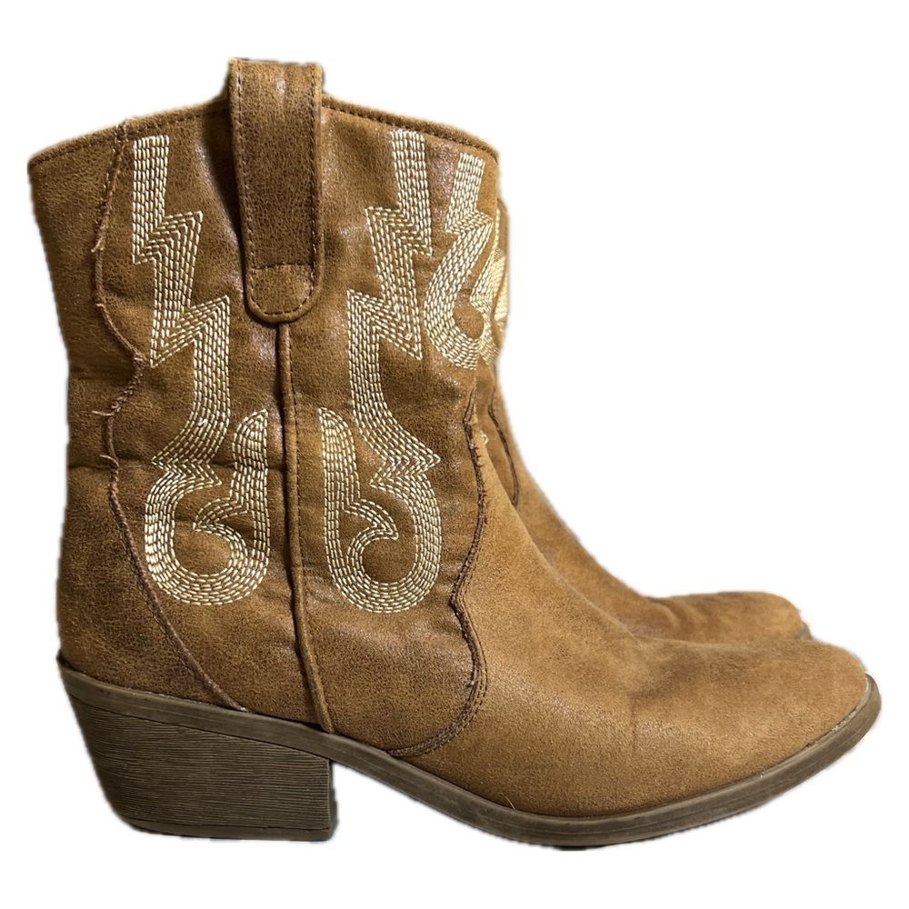 Rampage Parisa Embroidered Western Boots - Size 9M